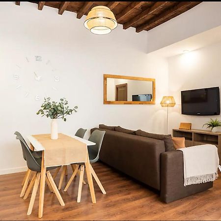 Rustic & Nice Apartment In Malaga Center Málaga Exterior foto