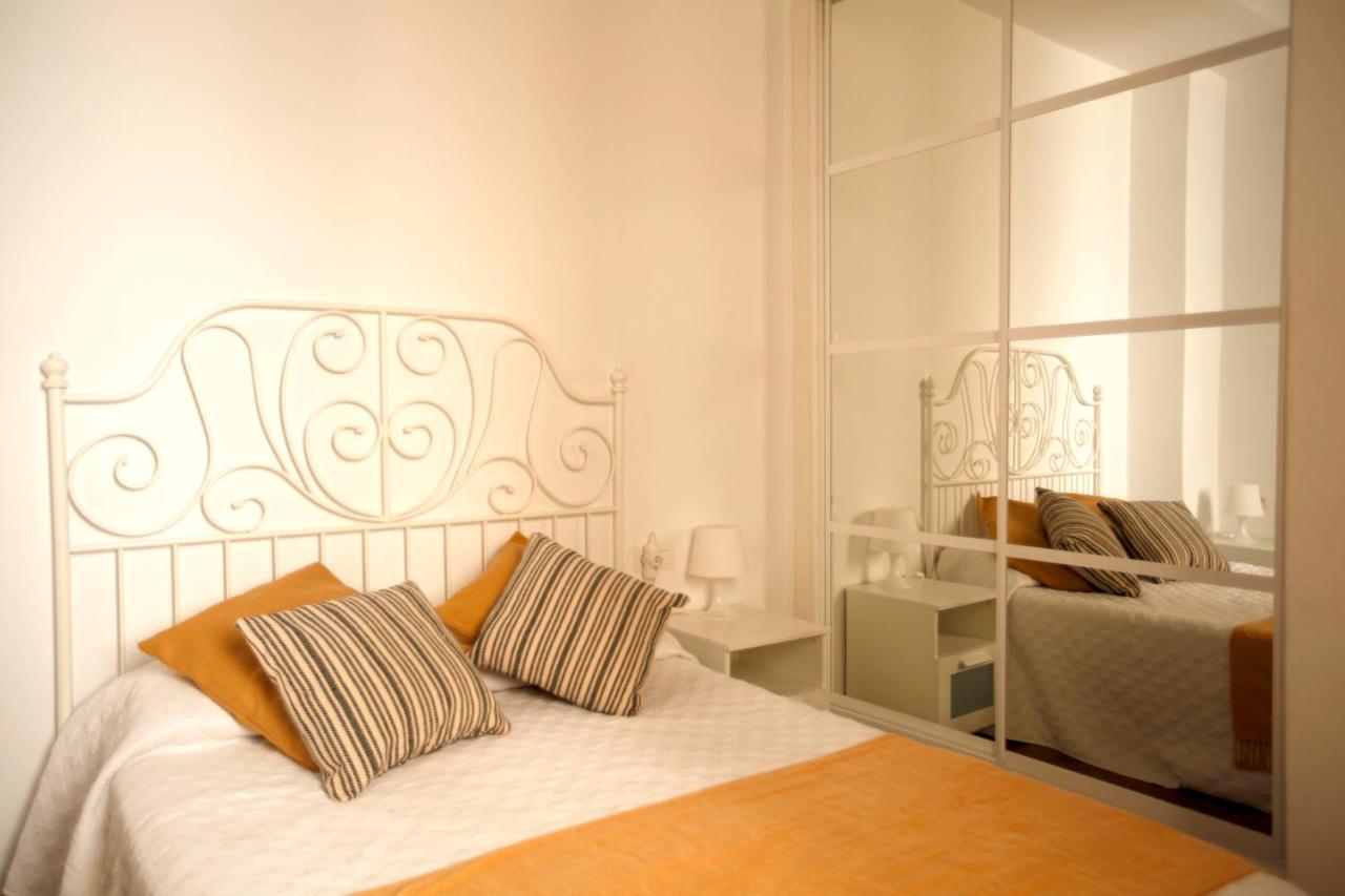 Rustic & Nice Apartment In Malaga Center Málaga Exterior foto