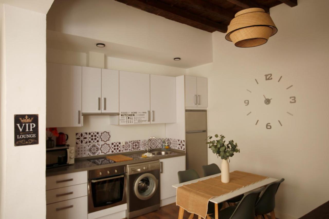 Rustic & Nice Apartment In Malaga Center Málaga Exterior foto